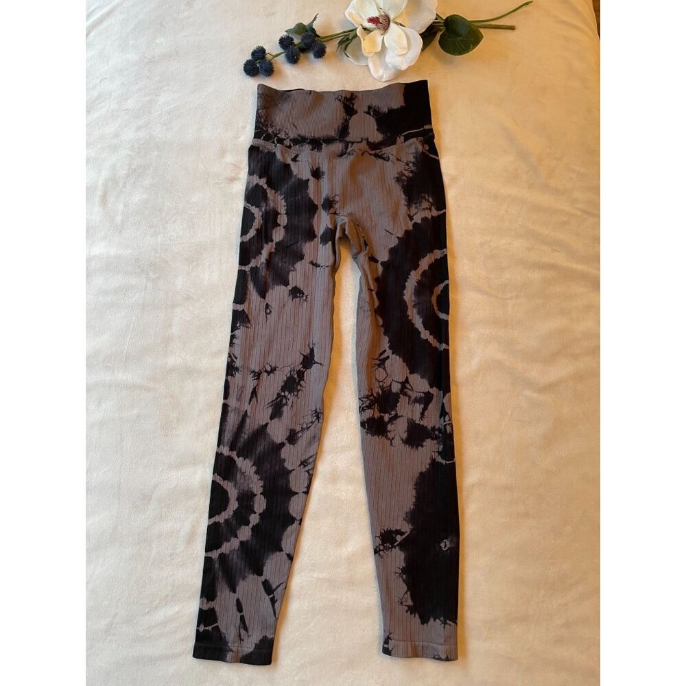 Pink Active hippie Tie-Dye Workout Leggings XS Athleisure Indingo Fashion